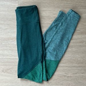 Old Navy Active Tall Go-Dry Color Block Full-Length High-Rise Leggings